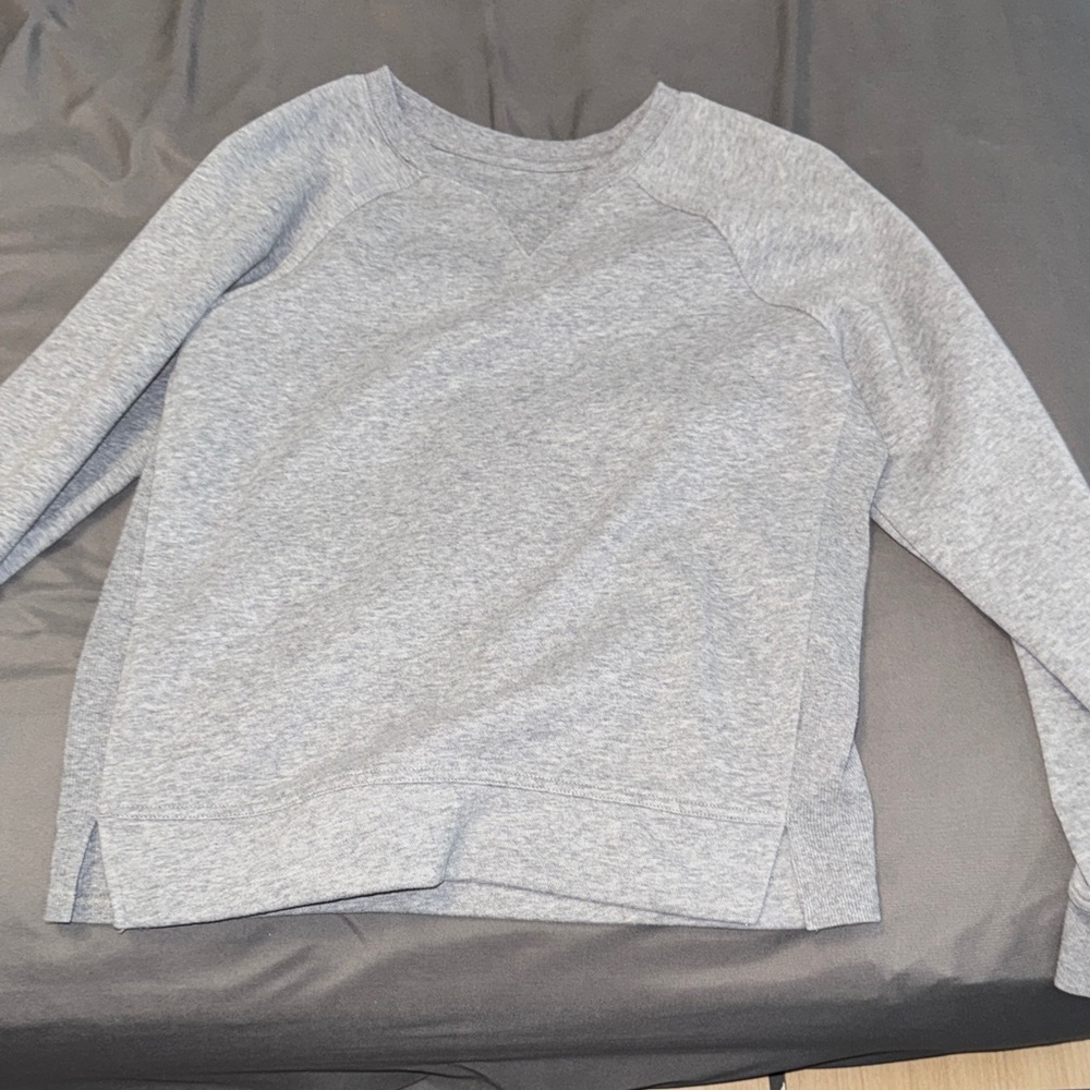 Champion Heather Gray Sweatshirt